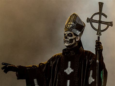 Sem assustar, Ghost faz show variado no Palco Mundo | Rock in Rio ...