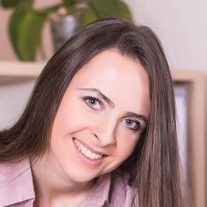 Елена Довгань