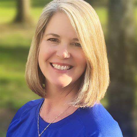 Karen Thompson, Key to the World Travel