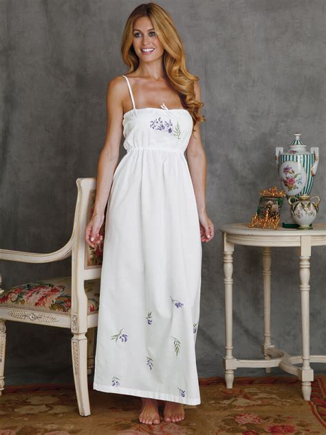 Wisteria Nightwear - Luxury Nightgowns - Luxury Nightwear - Schweitzer ...