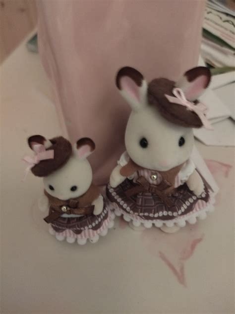 Épinglé par Bunni3 sur REDBOOK ARCHIVES ♡ | Familles sylvanian, Jouet
