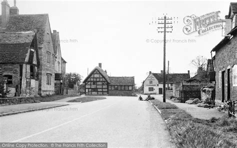 Barton photos, maps, books, memories - Francis Frith