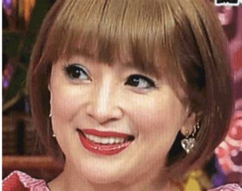 浜崎あゆみ現在の加工なし画像は？顔が全然違うのか若い頃から比較！