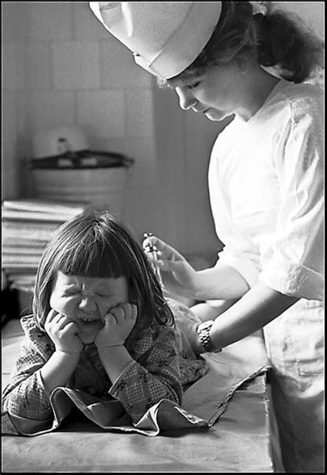 soviet doctor | Идеи для фото, Винтажная медсестра, Фотографии