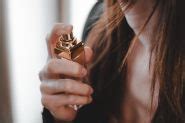 10 Парфюми с Феромони, Които Ще Ви Направят Още По-Привлекателни - SHY ...