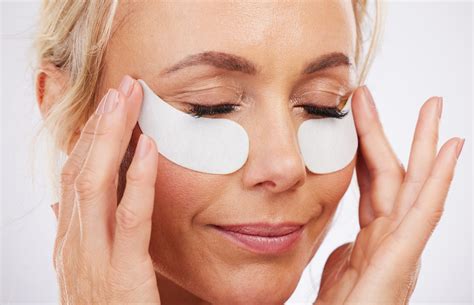 The Power of Eye-lifting Treatments | Victoria Facelift