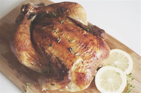 Lemon & Thyme Roast Chicken – AMCARMEN'S KITCHEN
