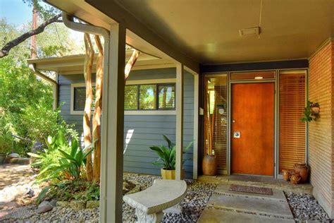 Austin Real Estate: Go Inside This Mid-Century Modern Home — Life At ...