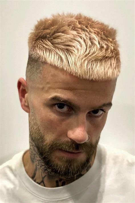 The Underrated Flair of Frosted Tips in Male Fashion