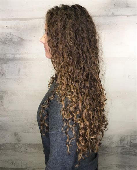 modern spiral perm hairstyles women