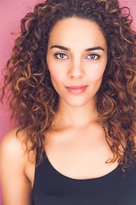 Vanessa Rubio - Biography, Height & Life Story | Super Stars Bio