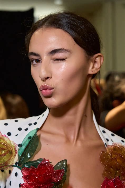 Cómo elegir el mejor corrector de ojeras en 2026: trucos