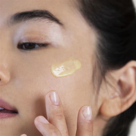 How Much Skincare Product To Use | Shani Darden Skin Care