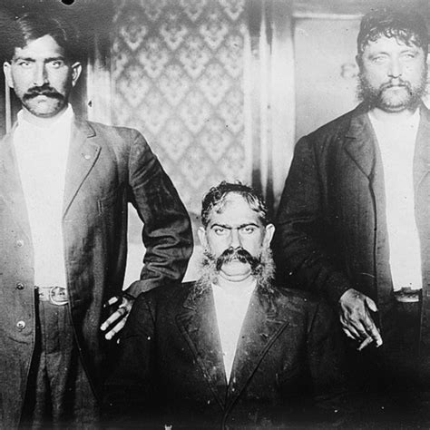 Жизнь цыган разных стран мира в фотографиях • Arzamas