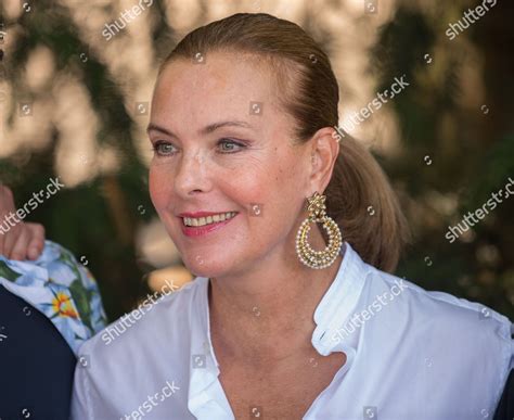 Classify Carole Bouquet