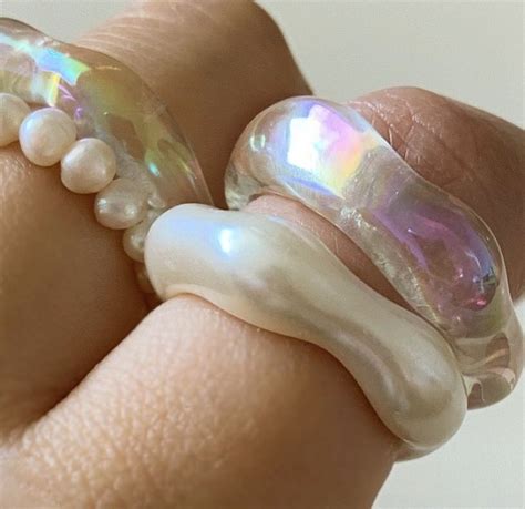 Pin on Стиль, эстетика, гламур... | Cute jewelry, Dream jewelry, Pretty ...
