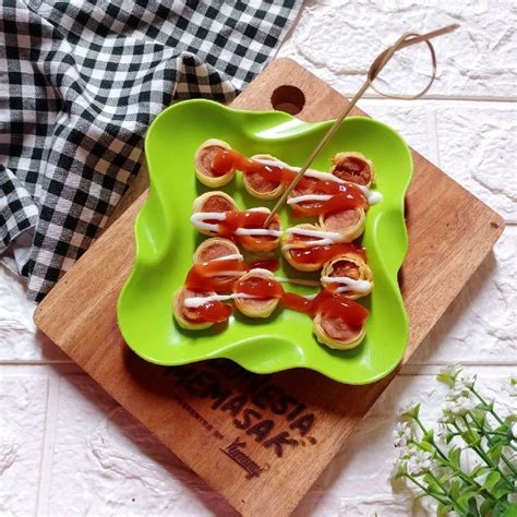 Resep Kulit Pangsit Gulung Sosis Sederhana Rumahan di Yummy App