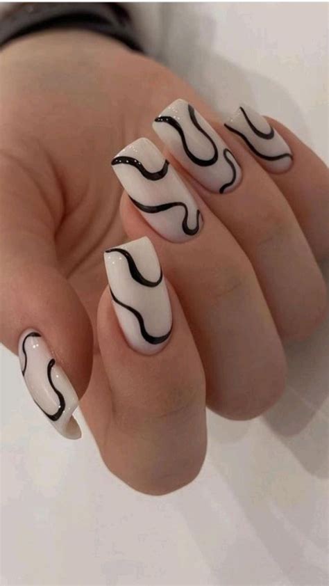 Pin de Варя Пимахова em Ваши пины | Unhas desenhadas, Unhas, Unhas bonitas
