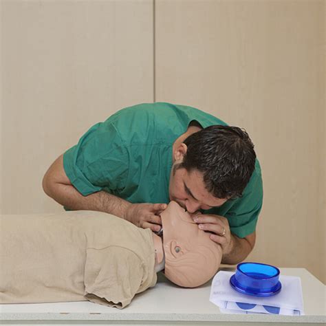Respiracao Boca A Boca - Descartável primeiros socorros respiração respirador boca a boca cpr ...