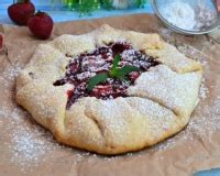 Галета на творожном тесте с яблоками и сливами - 18 пошаговых фото в ...