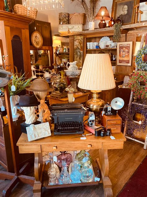 The Mercantile Antiques – One of a Kind Pieces and Vintage Treasures