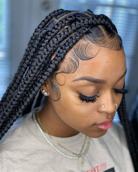 Large Knotless Braids Styles