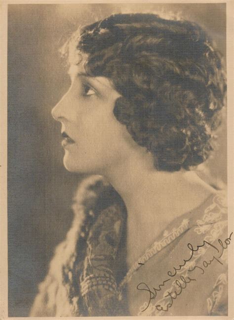 Estelle Taylor's Instagram, Twitter & Facebook on IDCrawl