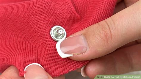 how to put eyelets in