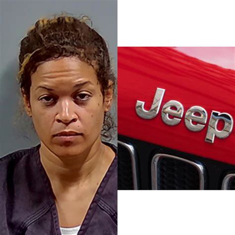 Customer finds naked woman masturbat*ng in car that was about to be