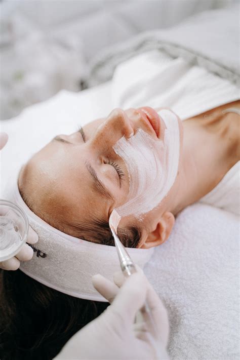 FACE (CLEANINGS, PEELINGS) - laserMe