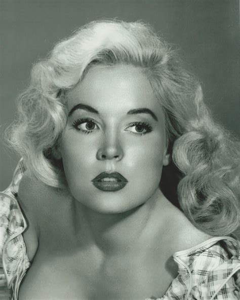 A Slice of Cheesecake – Betty Brosmer – Idol Features