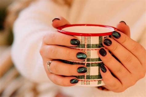 74 طرح ناخن پاییزی ساده و شیک دخترانه مینیمال + ژلیش ناخن پاییزی
