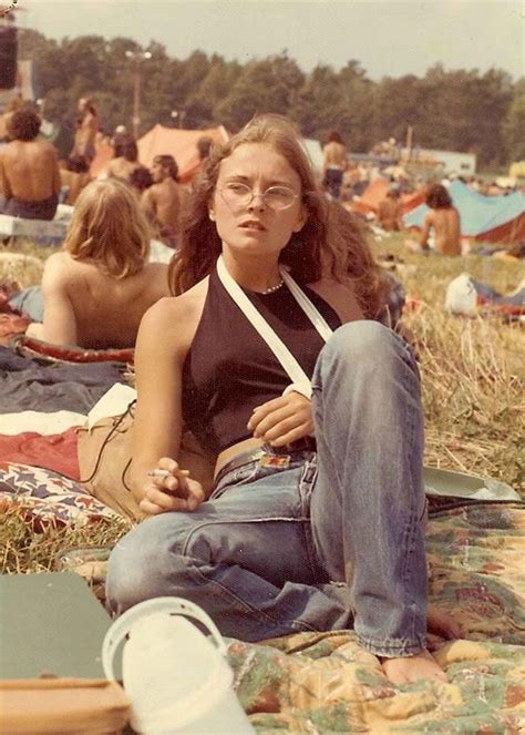 70s Inspired Fashion, 70s Fashion, Vintage Fashion, Fashion Hacks ...
