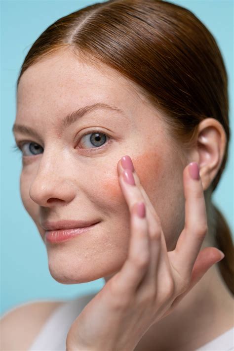 What is Blush and How Should You Use it? | Beauty & Le Chic