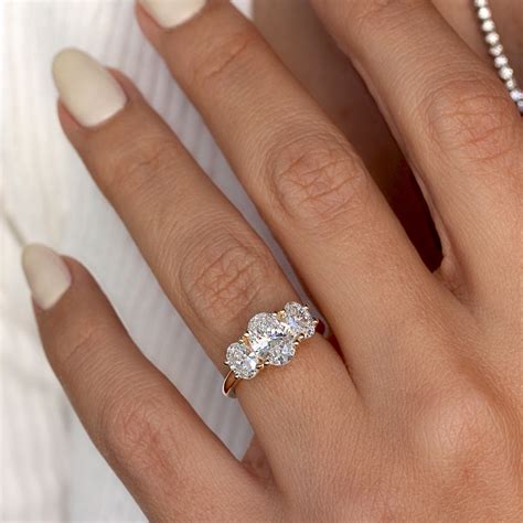 wedding ring with three stones 1