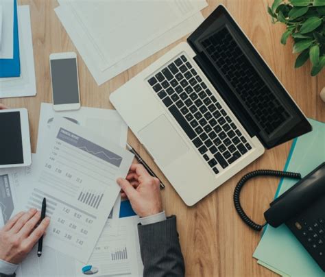 finance service advisor