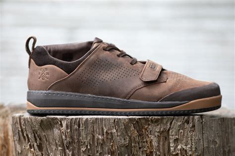 The Best Flat Pedal Mountain Bike Shoes of 2021 - BIKEPEPACKING.com