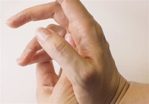 Relieving Headaches and Pain with Acupressure: The LI-4 Pressure Point