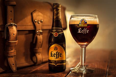Tapety : Leffe, brune, hnědý, pivo, sedlová, kůže, SBL ...