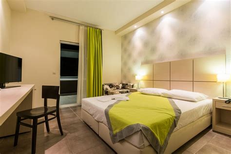 Deluxe Double Room with Jacuzzi | The Boutique Louloudis, Hotel & Spa ...