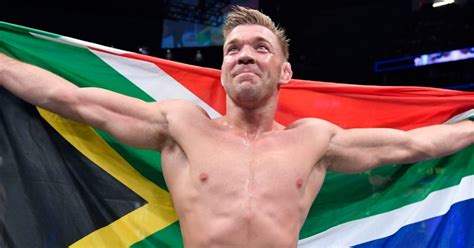 Du Plessis vs Adesanya (Aug 17, 2024): How to Watch, Start Time