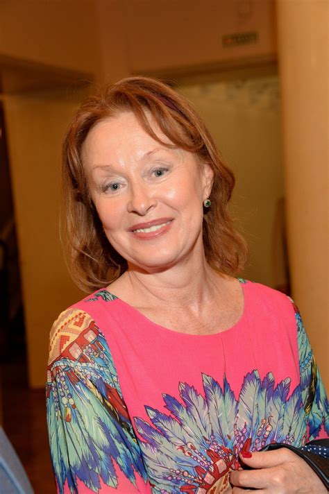 Лариса Удовиченко (52 фото)