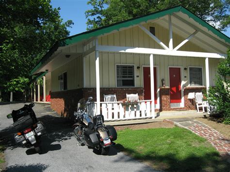 Big Lynn Lodge Rooms: Pictures & Reviews - Tripadvisor