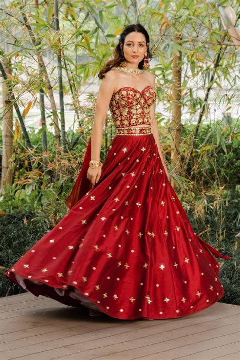 aarzo corset lehenga set agashe