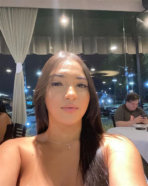 Naty Durães 🤪 (@naty.duraes) • Instagram photos and videos