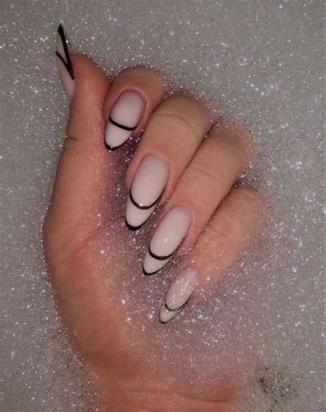 Pin di ️🌹Leriti🌹 ️ su Идеи маникюра💅 | Unghie idee, Unghie, Idee