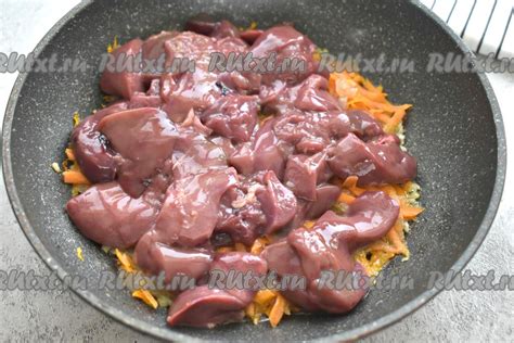 Перловка с куриной печенью: 13 фото в рецепте