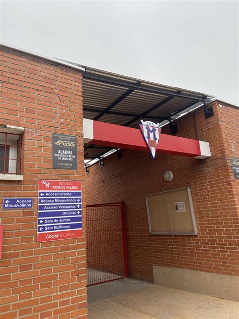 ESTADIO ROMÁN VALERO