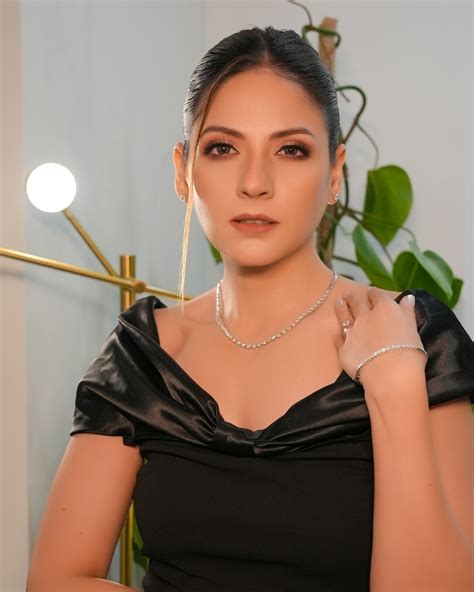 Priyanka Bajaj Sibal | Mrs India | Grace in every glance, brilliance in