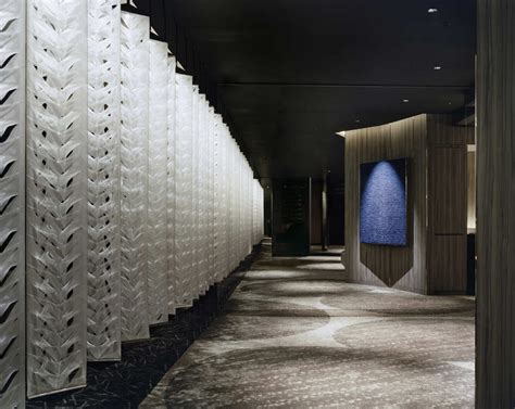MIXX Bar & Lounge / Curiosity | ArchDaily
